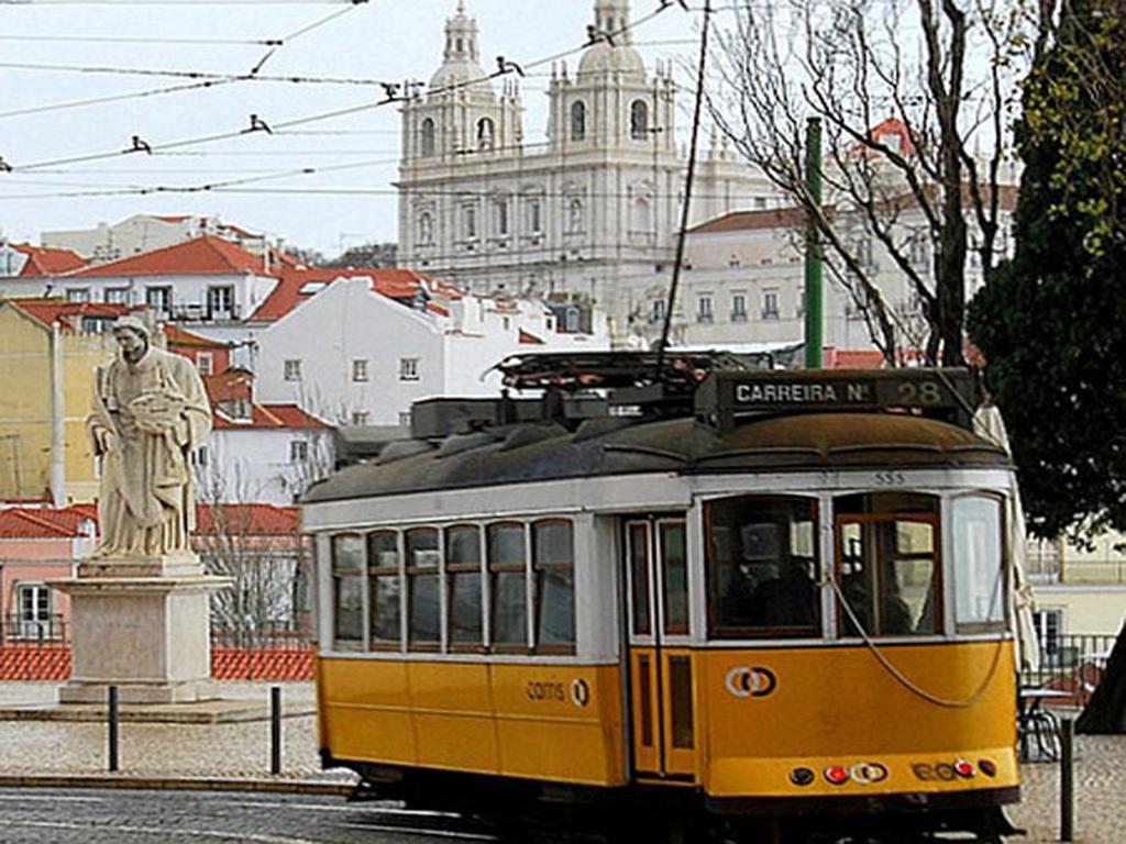 Apartamento Alfama 28 Lisbon Exterior photo